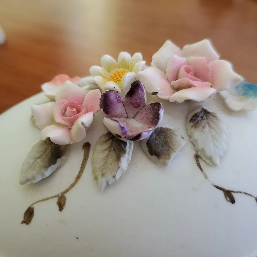 White and Pink Floral Decor Accents
